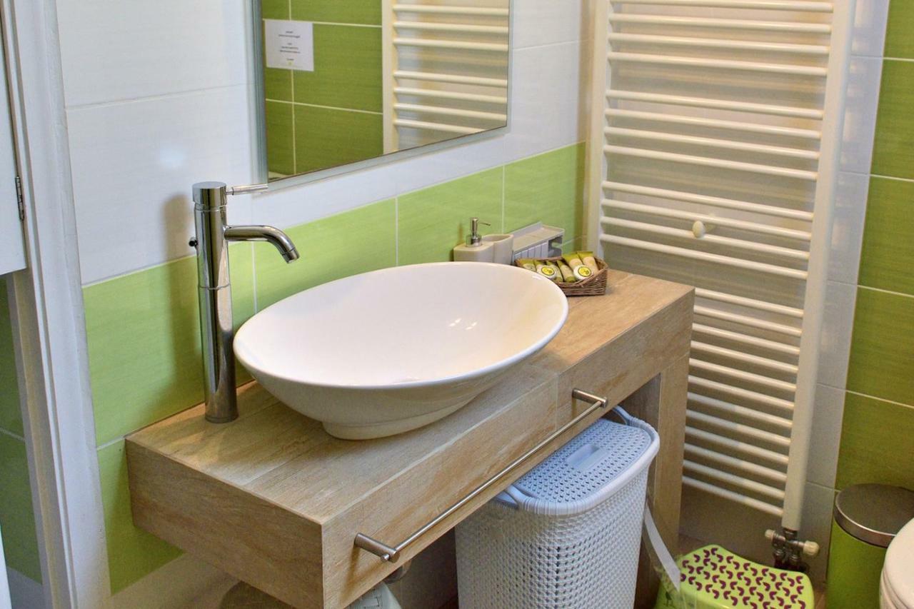 ארגוסטולי Holiday Home מראה חיצוני תמונה