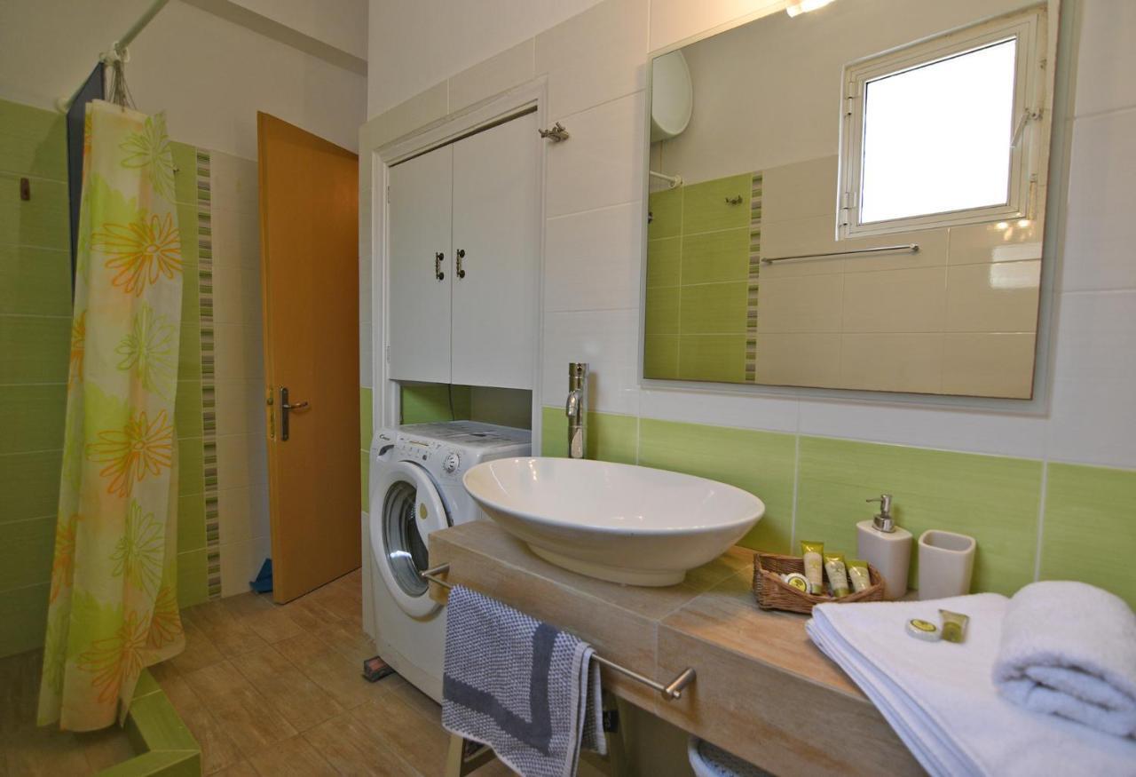 ארגוסטולי Holiday Home מראה חיצוני תמונה