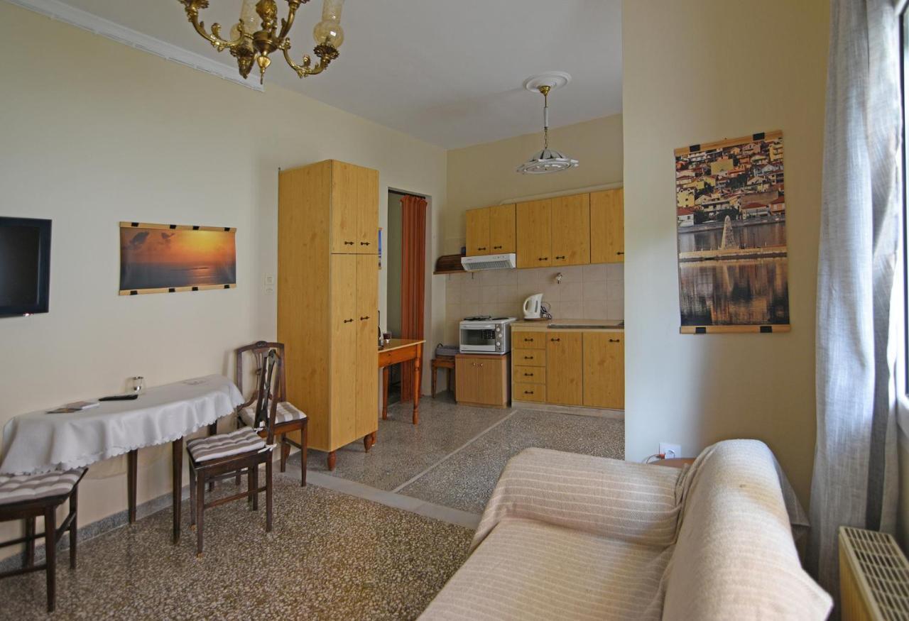 ארגוסטולי Holiday Home מראה חיצוני תמונה